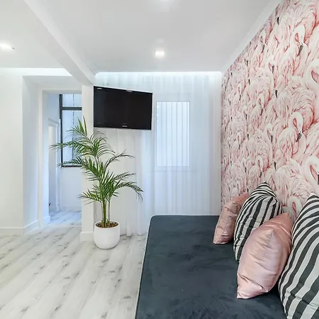 Apartman Whome Chic Escape: Your Stylish Haven In Downtown